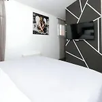 Villa M With Private Pool & Gym *