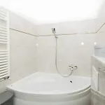 M With Private Pool & Gym Villa *