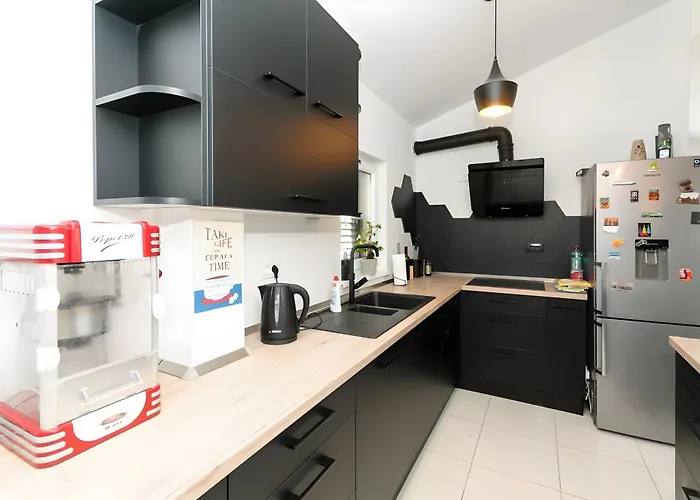 Villa M With Private Pool & Gym *